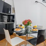 Paris St Germain Central Residence